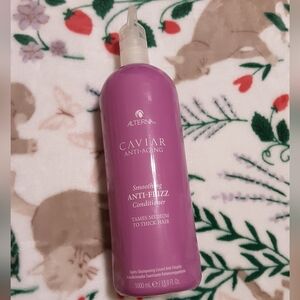 Alterna Caviar Anti-Aging Smoothing Anti-Frizz Conditioner